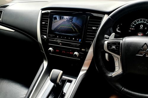 Beli mobil bekas