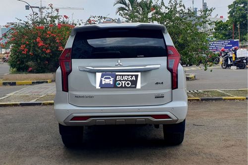 Dijual 2023 Mitsubishi Pajero Sport Dakar Ultimate AT 4x4 bekas