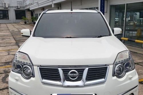 2012 Nissan X-Trail  2.5 ST AT URBAN SELECTION FL bekas