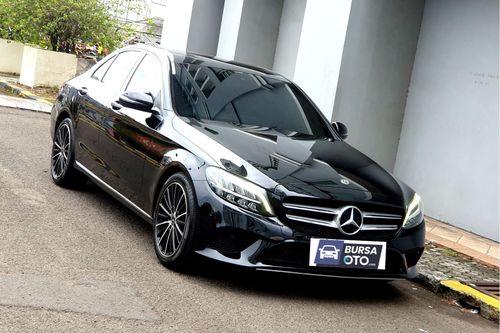 Second hand 2019 Mercedes Benz C-Class Sedan C 200 