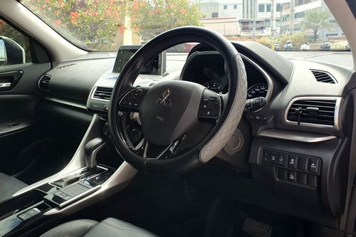 2019 Mitsubishi Eclipse Cross ULTIMATE 1.5L A/T bekas