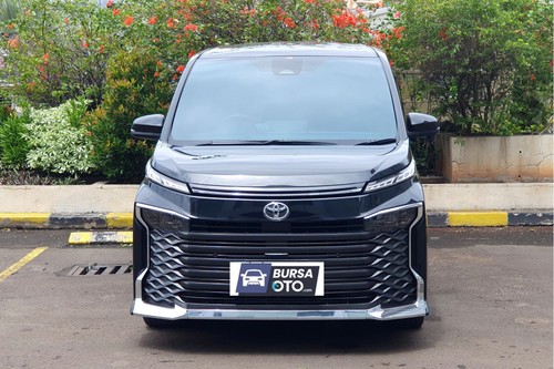 2024 Toyota Voxy 2.0 CVT bekas