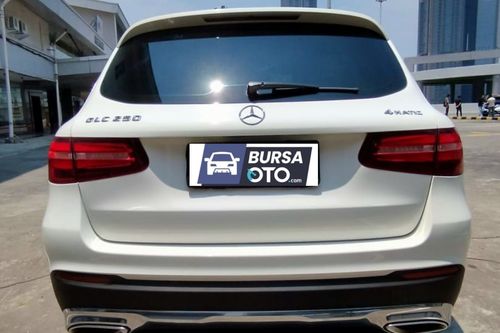 Old 2016 Mercedes Benz GLC-Class 250