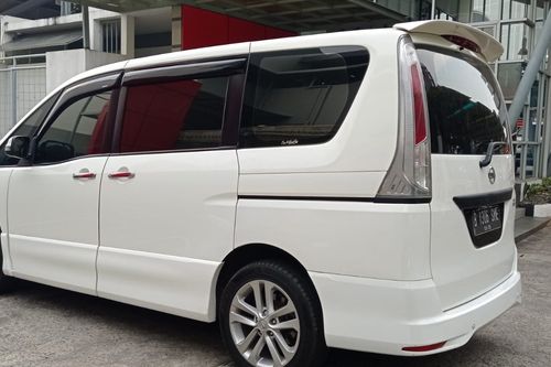 Dijual 2013 Nissan Serena 2.0 X AT HWS bekas