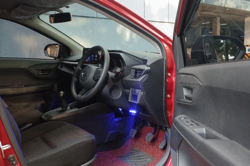 2024 Daihatsu Ayla 1.2L R MT bekas