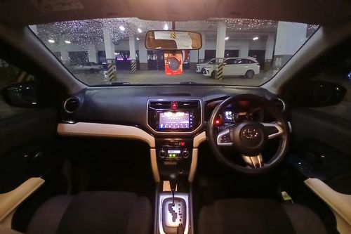 Dijual 2021 Toyota Rush S TRD 1.5L AT bekas