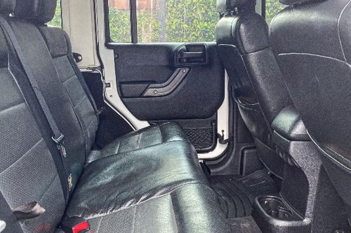 2011 Jeep Wrangler Sport 3.6L AT tua