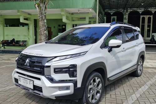 Dijual 2022 Mitsubishi Xpander Cross 1.5 AT bekas