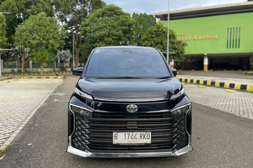 2022 Toyota Voxy 2.0 CVT bekas