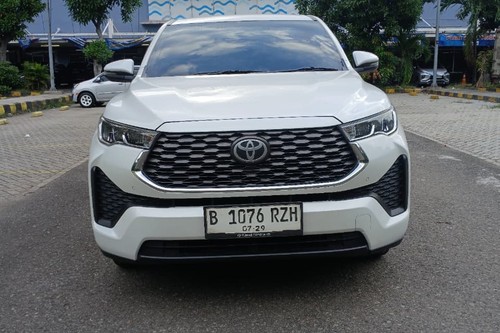 2024 Toyota Kijang Innova Zenix 2.0L V CVT bekas