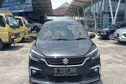 Beli mobil bekas