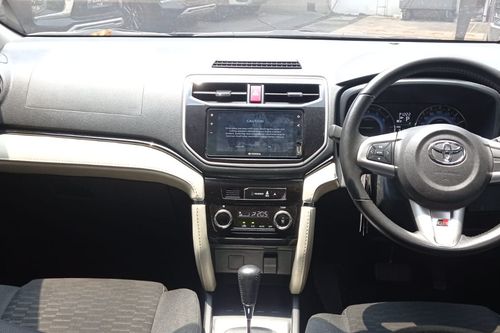 Dijual 2021 Toyota Rush 1.5 S AT GR Sport bekas