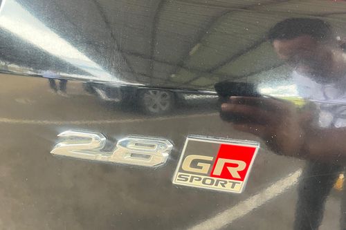 2nd Hand 2022 Toyota Fortuner 4x2 2.8 GR Sport AT DSL