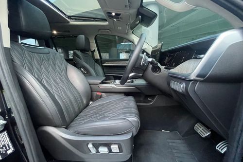 Dijual 2024 GWM Tank 500 2.0L AT bekas