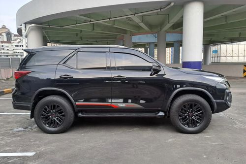 Dijual 2018 Toyota Fortuner VRZ Trd Sportivo AT bekas