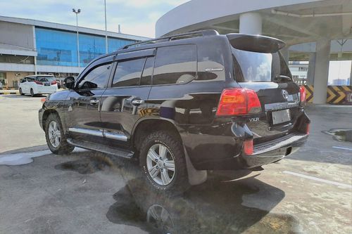 2012 Toyota Land Cruiser VX-R tua
