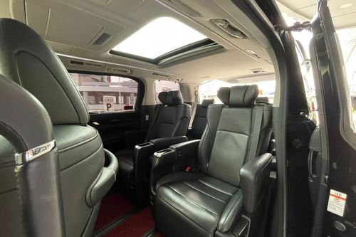 2015 Toyota Alphard 2.5L Welcab AT tua