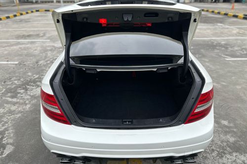 2012 Mercedes Benz C-Class C180 bekas