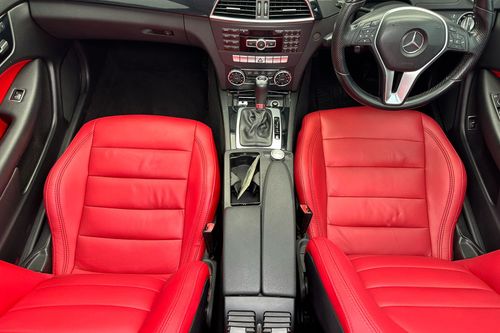 Dijual 2012 Mercedes Benz C-Class C180 bekas