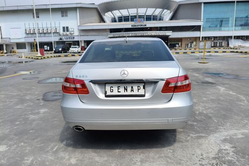 Dijual 2012 Mercedes Benz E-Class E 250 AT (CKD) bekas