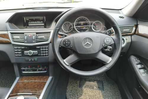 2012 Mercedes Benz E-Class E 250 AT (CKD) tua