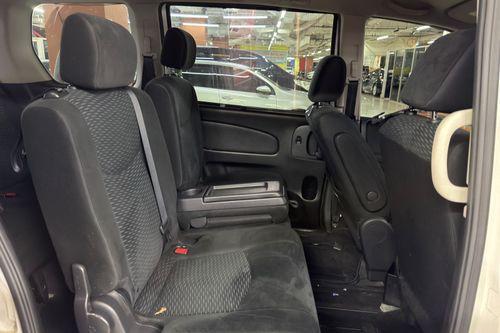 Used 2016 Nissan Serena X AT