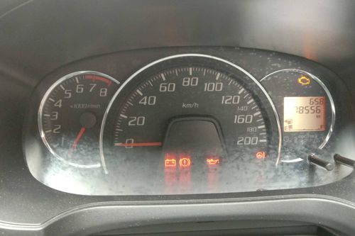 2017 Daihatsu Ayla 1.0L M MT bekas