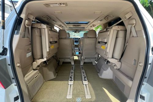 2012 Toyota Alphard 2.4 AT bekas