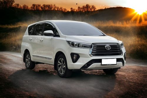 2022 Toyota Kijang Innova REBORN 2.4 V AT DIESEL