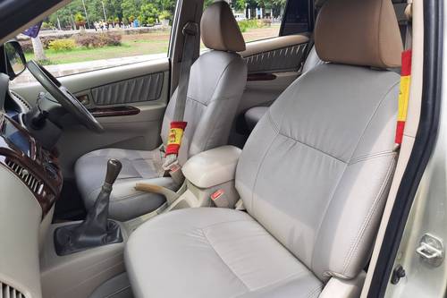 2011 Toyota Kijang Innova 2.0 G MT