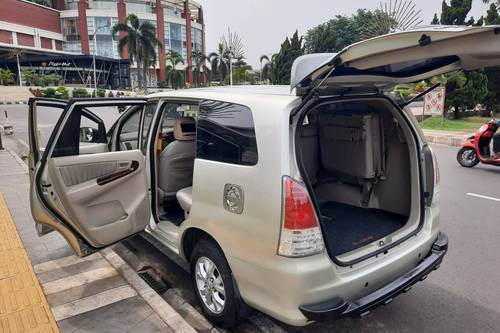 2011 Toyota Kijang Innova 2.0 G MT