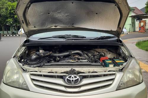 2011 Toyota Kijang Innova 2.0 G MT