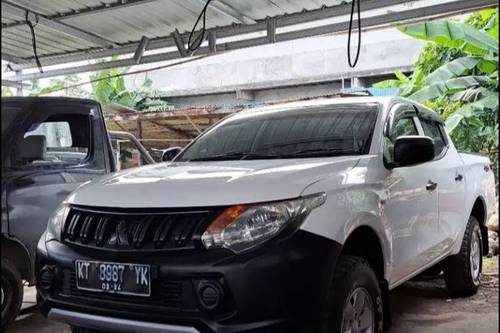 Used 2017 Mitsubishi Strada Triton DC 4X4 2.5 GLS MT