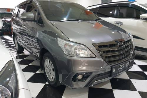 2012 Toyota Kijang Innova 2.5 G AT DIESEL LUX bekas