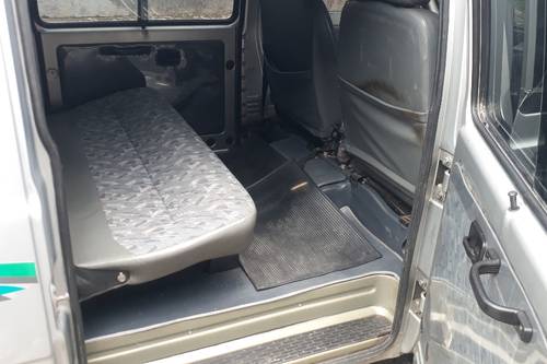 Dijual 2004 Suzuki Carry PV 1.0L MT bekas
