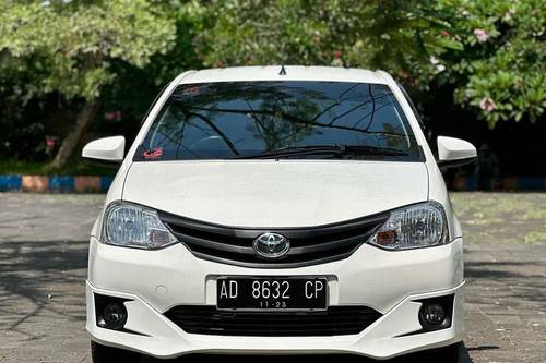 2012 Toyota Etios 1.2 J MT bekas