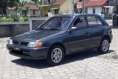 1992 Toyota Starlet 1.3 EP 81 SEG POWER STEERING MT SDN tua