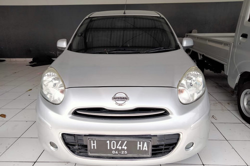 Used 2012 Nissan March 1.2L AT