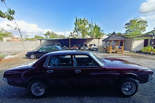 Dijual 1973 Toyota Crown Royal 3.0 ROYAL SALOON MT SDN bekas