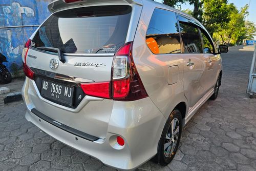 Beli mobil bekas