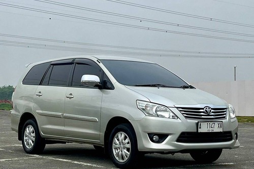 2013 Toyota Kijang Innova 2.0 G AT bekas