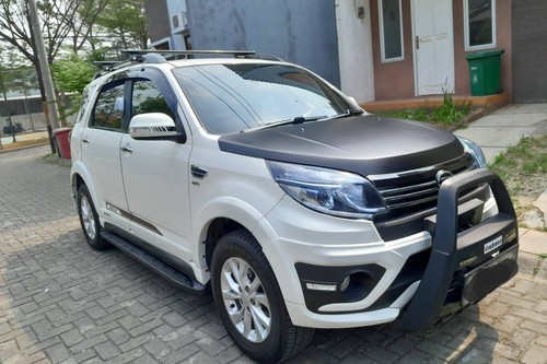 2017 Daihatsu Terios R A/T bekas