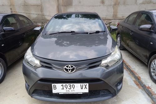 2015 Toyota Limo 1.5 STD TAXI