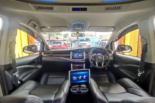 Used 2019 Toyota Innova DIESEL V 2.4 AT