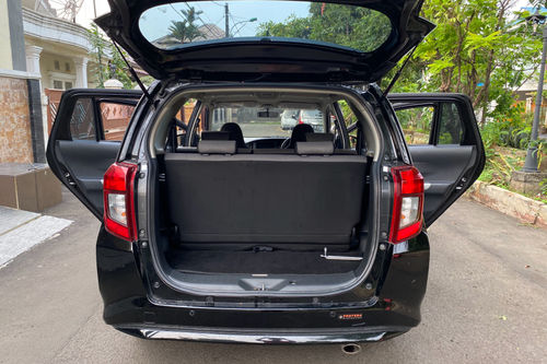 2020 Daihatsu Sigra 1.2 R MT bekas