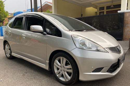 Beli mobil bekas