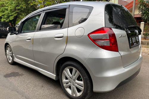 Dijual 2011 Honda Jazz 1.5 GE8 AT bekas