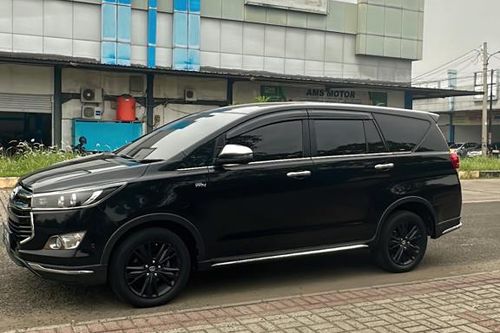 Used 2019 Toyota Kijang Innova 2.0L Venturer AT