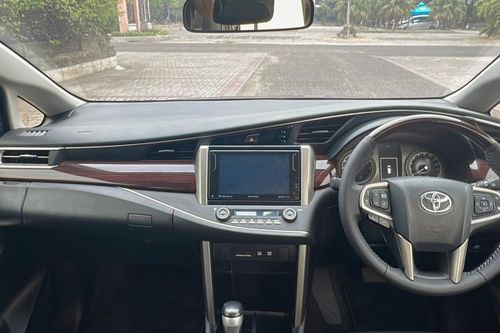 Used 2019 Toyota Kijang Innova 2.0L Venturer AT