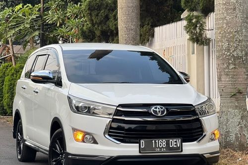 2019 Toyota Venturer 2.4L AT DSL